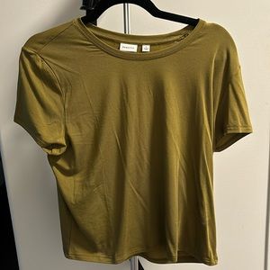 Babaton Everyday Tshirt